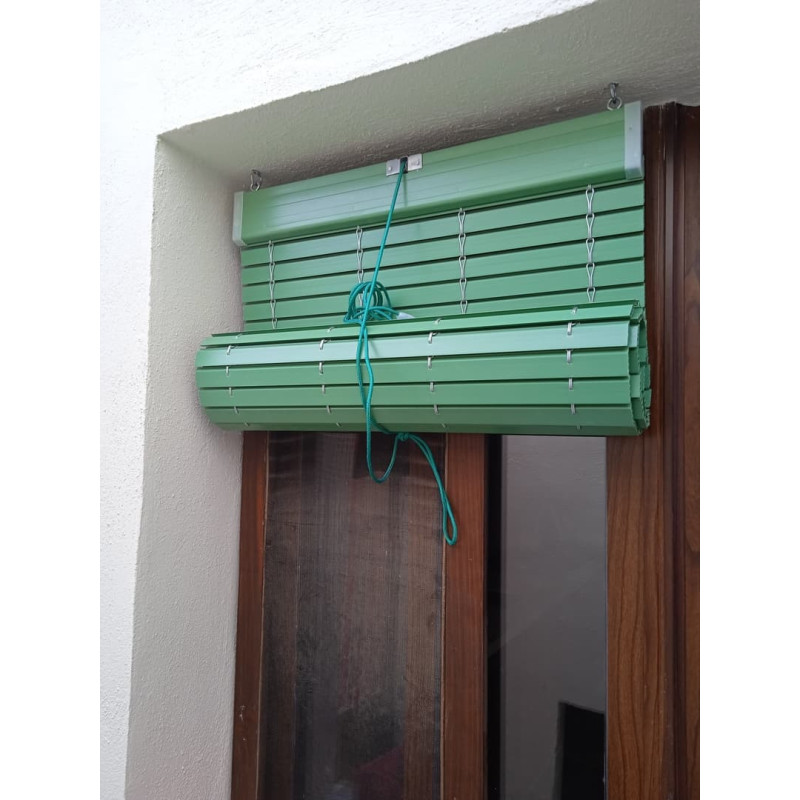 persiana de plastico color verde para exteriores