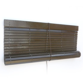 Persiana de madera alicantina exterior enrollable color marrón a medida persianasalicantinas.net 2