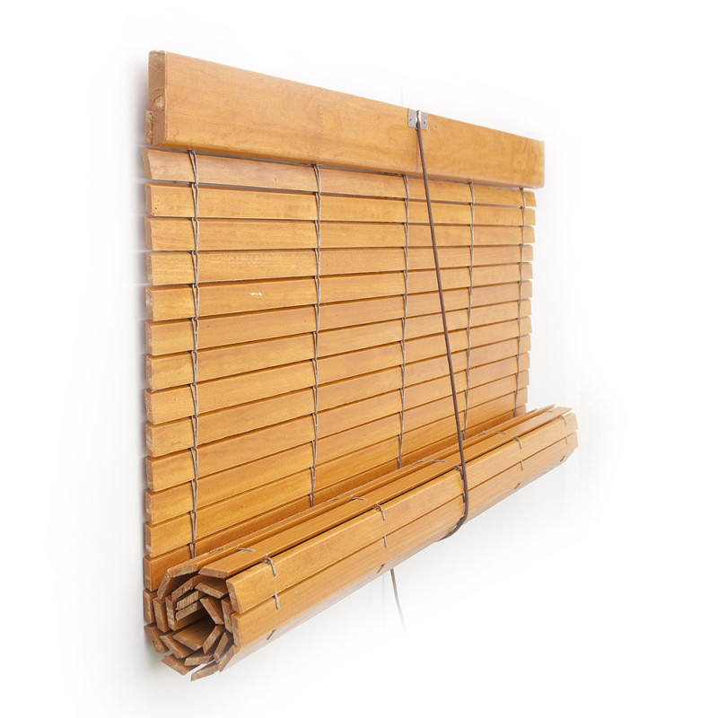 Persiana enrollable exterior de madera alicantina a medida color naranja persianasalicantinas.net