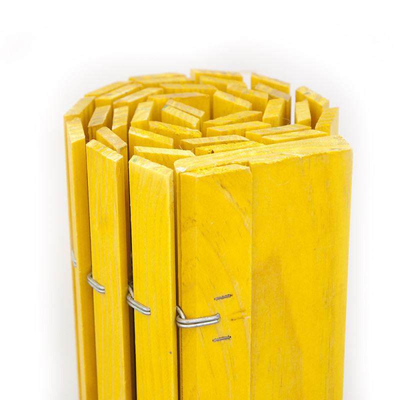 persiana alicantina enrollada de madera a medida color amarillo exterior persianasalicantinas.net