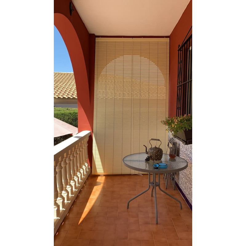 persiana alicantina pvc a medida terraza exterior color marfil persianasalicantinas.net